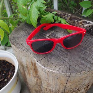 Vintage Truly USA Red  Sun Glasses